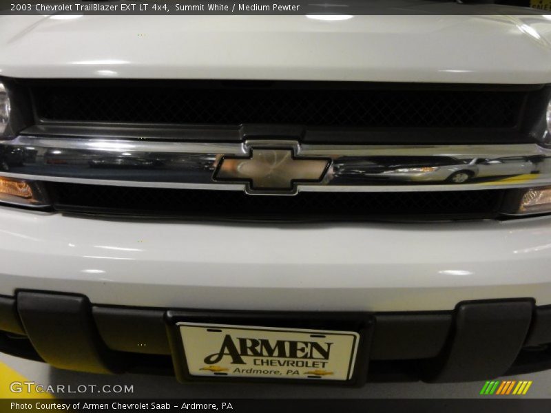 Summit White / Medium Pewter 2003 Chevrolet TrailBlazer EXT LT 4x4