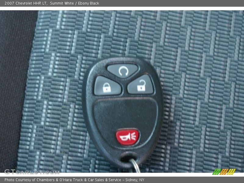 Summit White / Ebony Black 2007 Chevrolet HHR LT