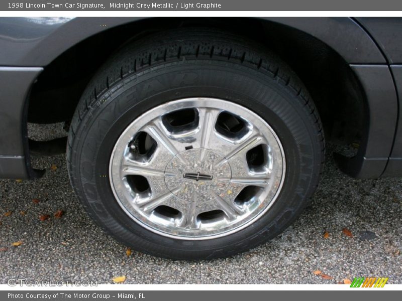 Midnight Grey Metallic / Light Graphite 1998 Lincoln Town Car Signature