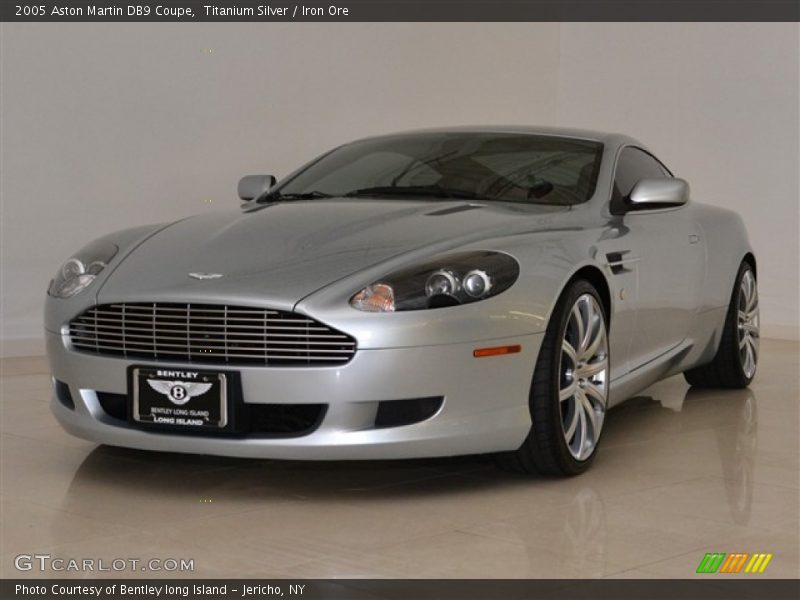 Front 3/4 View of 2005 DB9 Coupe