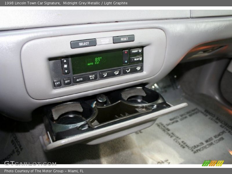 Midnight Grey Metallic / Light Graphite 1998 Lincoln Town Car Signature