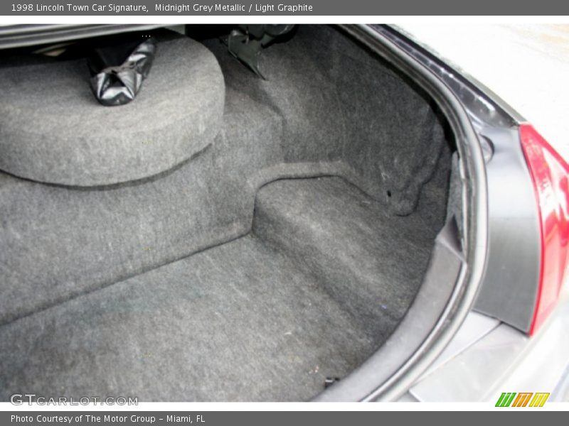 Midnight Grey Metallic / Light Graphite 1998 Lincoln Town Car Signature