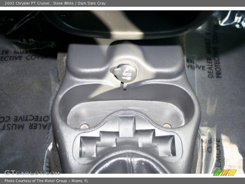 Stone White / Dark Slate Gray 2003 Chrysler PT Cruiser