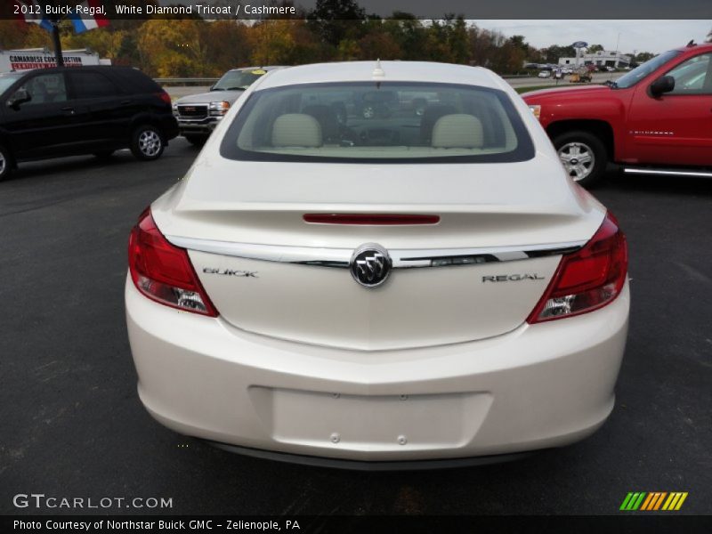 White Diamond Tricoat / Cashmere 2012 Buick Regal
