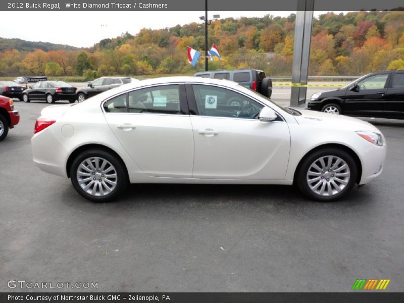 White Diamond Tricoat / Cashmere 2012 Buick Regal