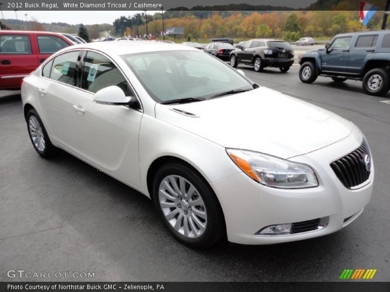 White Diamond Tricoat / Cashmere 2012 Buick Regal