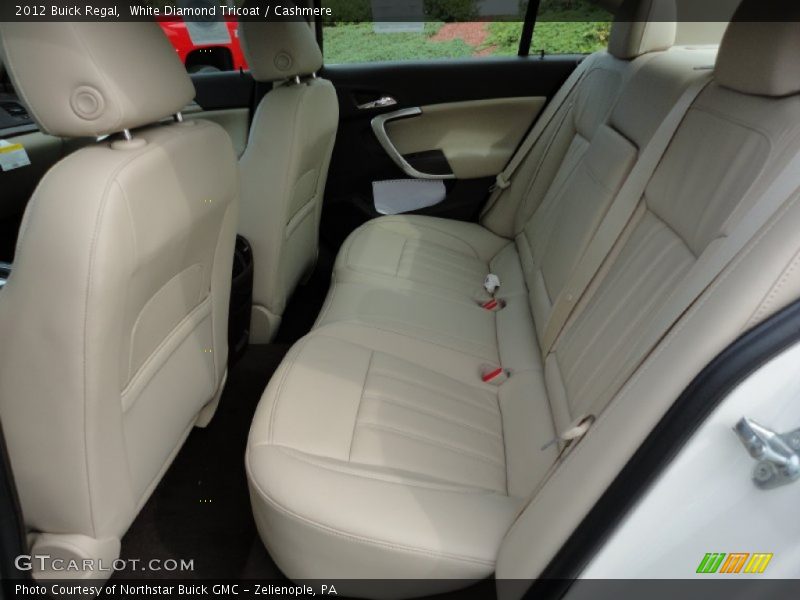 White Diamond Tricoat / Cashmere 2012 Buick Regal