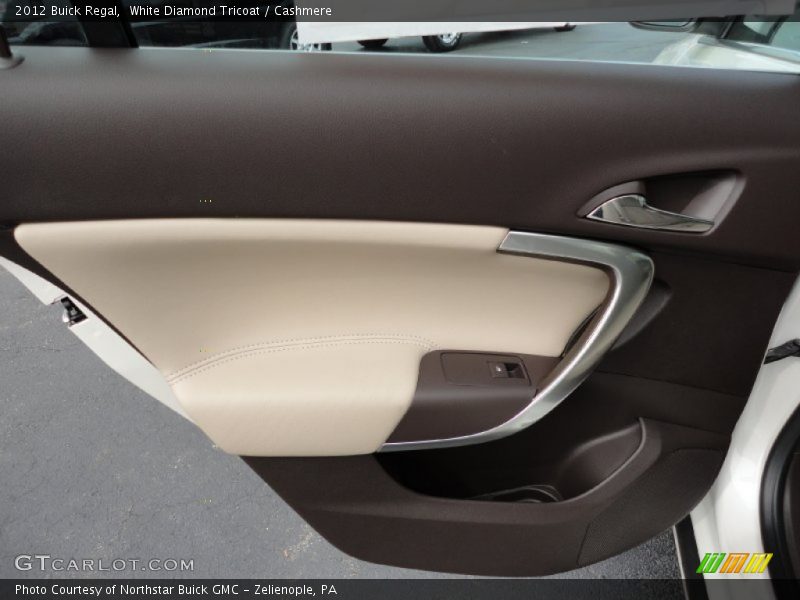 White Diamond Tricoat / Cashmere 2012 Buick Regal