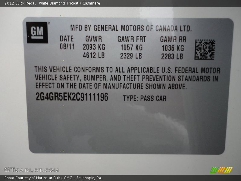 White Diamond Tricoat / Cashmere 2012 Buick Regal