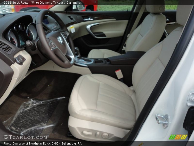 White Diamond Tricoat / Cashmere 2012 Buick Regal