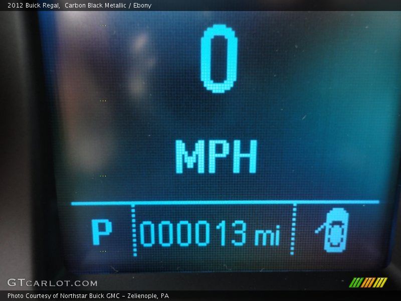 Carbon Black Metallic / Ebony 2012 Buick Regal