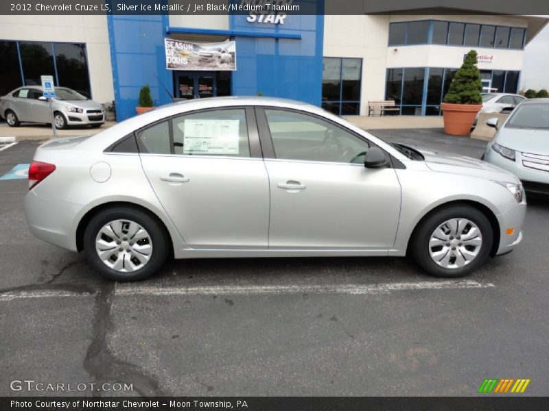 Silver Ice Metallic / Jet Black/Medium Titanium 2012 Chevrolet Cruze LS