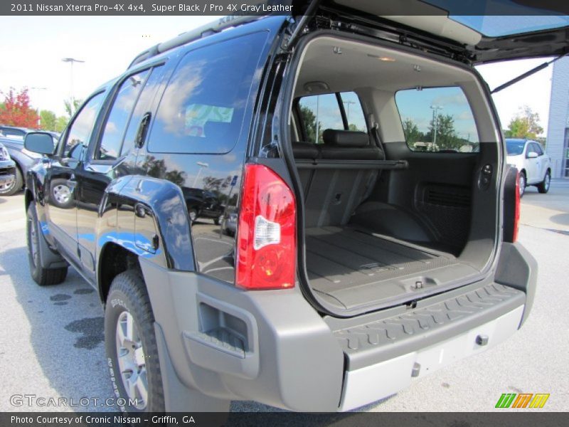 Super Black / Pro 4X Gray Leather 2011 Nissan Xterra Pro-4X 4x4