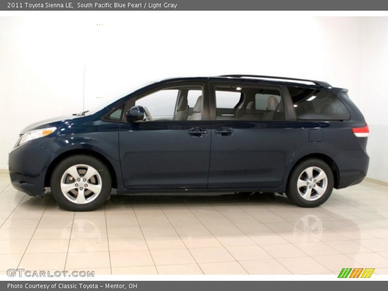 South Pacific Blue Pearl / Light Gray 2011 Toyota Sienna LE
