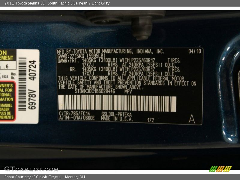 South Pacific Blue Pearl / Light Gray 2011 Toyota Sienna LE