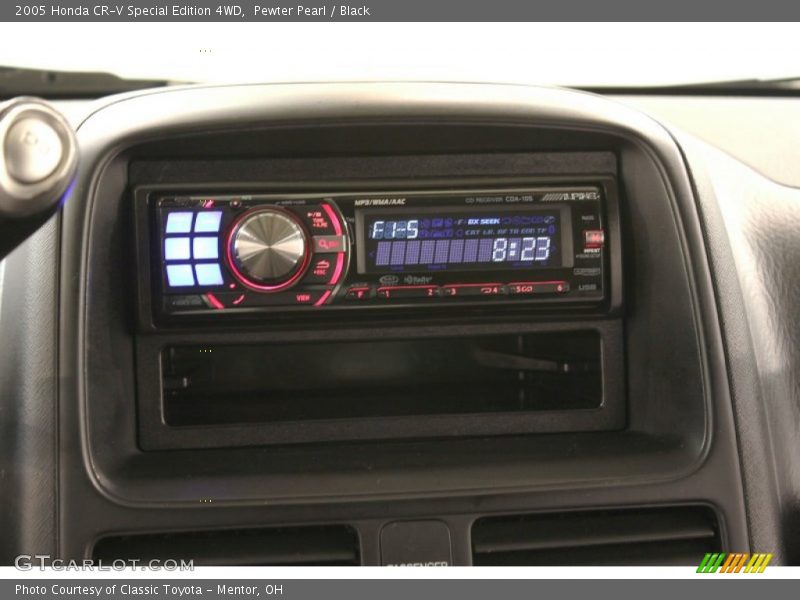 Pewter Pearl / Black 2005 Honda CR-V Special Edition 4WD