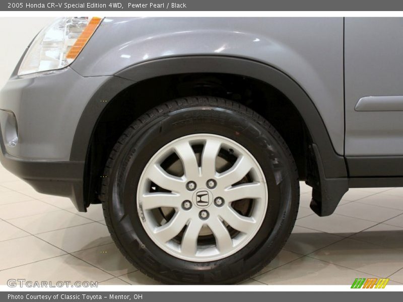 Pewter Pearl / Black 2005 Honda CR-V Special Edition 4WD