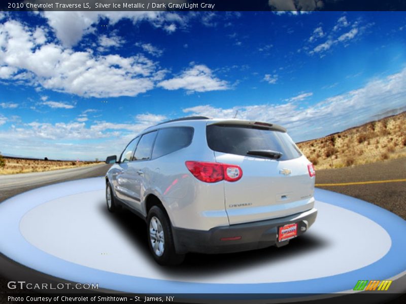 Silver Ice Metallic / Dark Gray/Light Gray 2010 Chevrolet Traverse LS