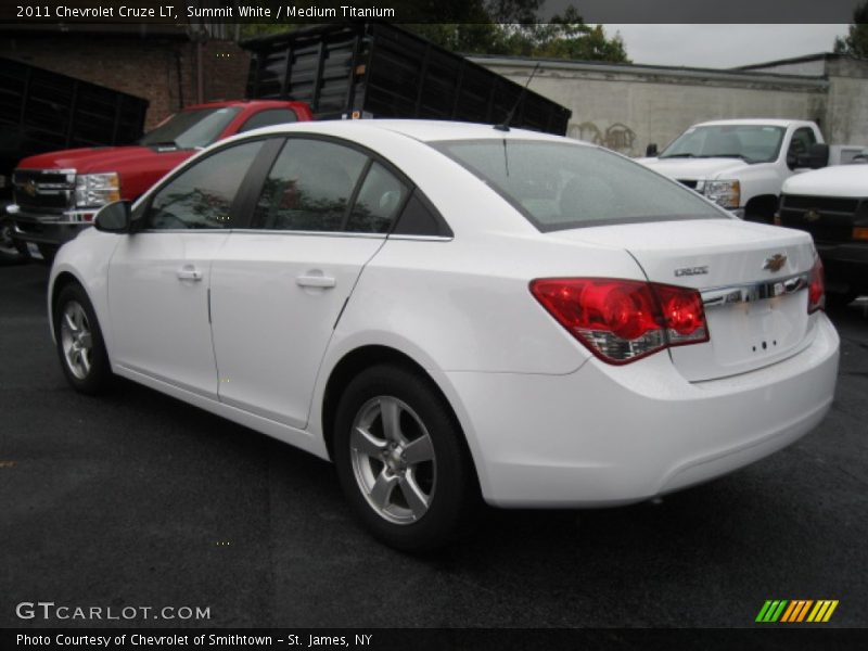 Summit White / Medium Titanium 2011 Chevrolet Cruze LT