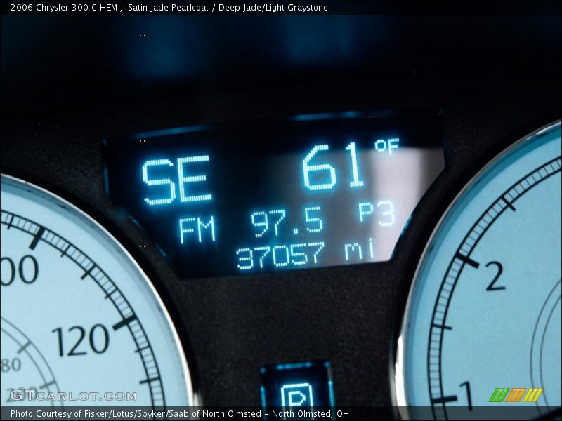 Satin Jade Pearlcoat / Deep Jade/Light Graystone 2006 Chrysler 300 C HEMI