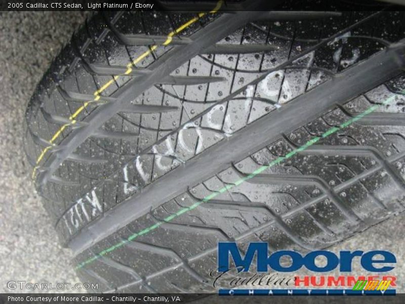 Light Platinum / Ebony 2005 Cadillac CTS Sedan