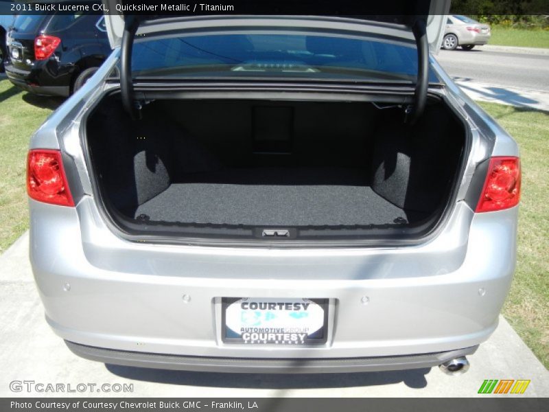 Quicksilver Metallic / Titanium 2011 Buick Lucerne CXL
