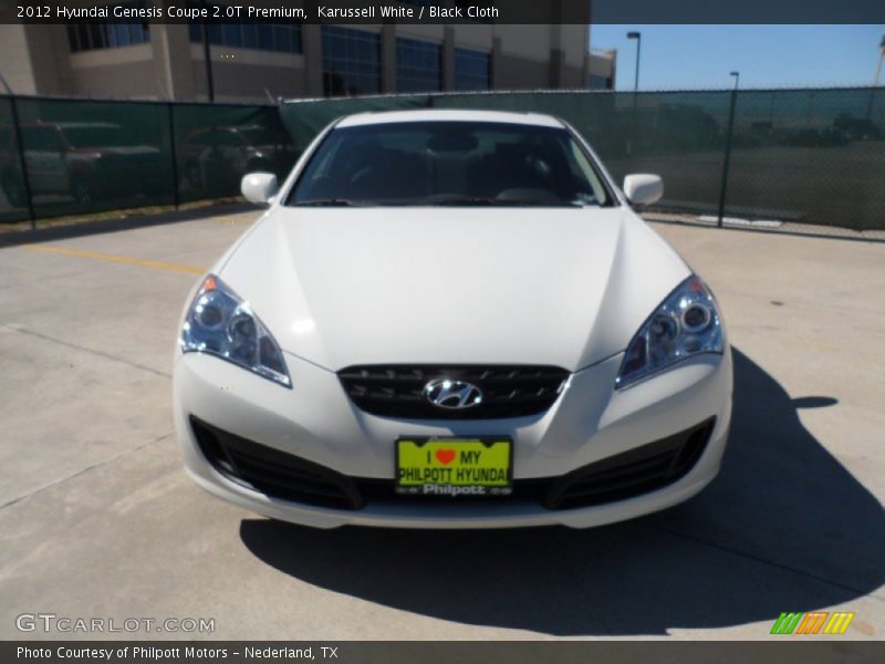 Karussell White / Black Cloth 2012 Hyundai Genesis Coupe 2.0T Premium