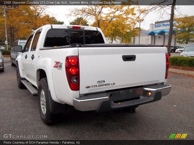 Summit White / Medium Dark Pewter 2005 Chevrolet Colorado Z71 Crew Cab 4x4