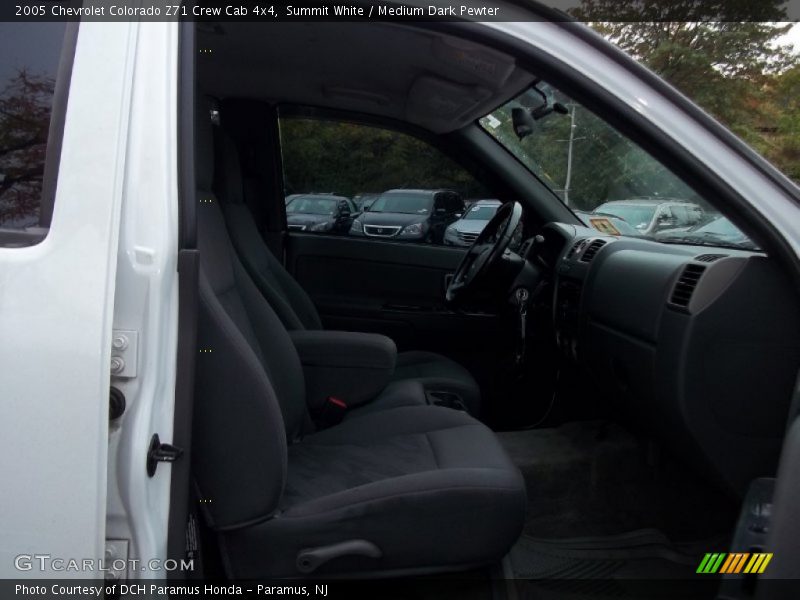 Summit White / Medium Dark Pewter 2005 Chevrolet Colorado Z71 Crew Cab 4x4