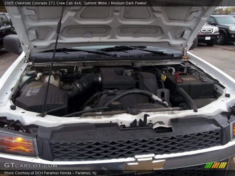 Summit White / Medium Dark Pewter 2005 Chevrolet Colorado Z71 Crew Cab 4x4