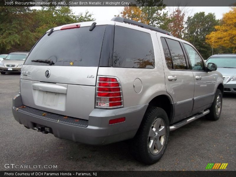 Silver Birch Metallic / Midnight Grey 2005 Mercury Mountaineer V6 AWD