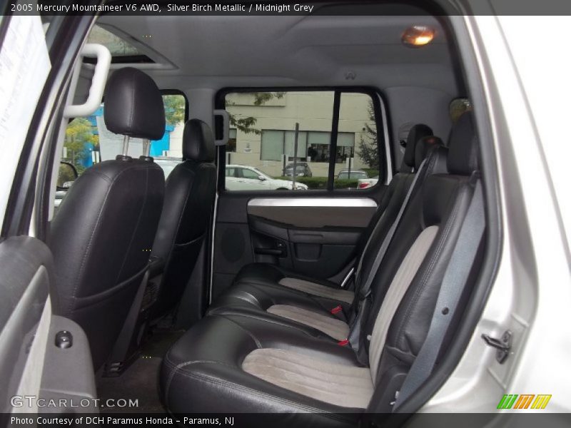 Silver Birch Metallic / Midnight Grey 2005 Mercury Mountaineer V6 AWD