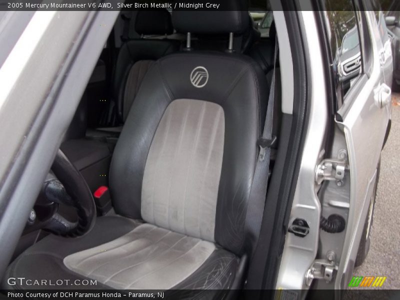 Silver Birch Metallic / Midnight Grey 2005 Mercury Mountaineer V6 AWD
