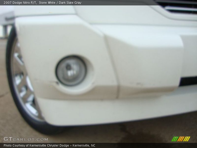 Stone White / Dark Slate Gray 2007 Dodge Nitro R/T