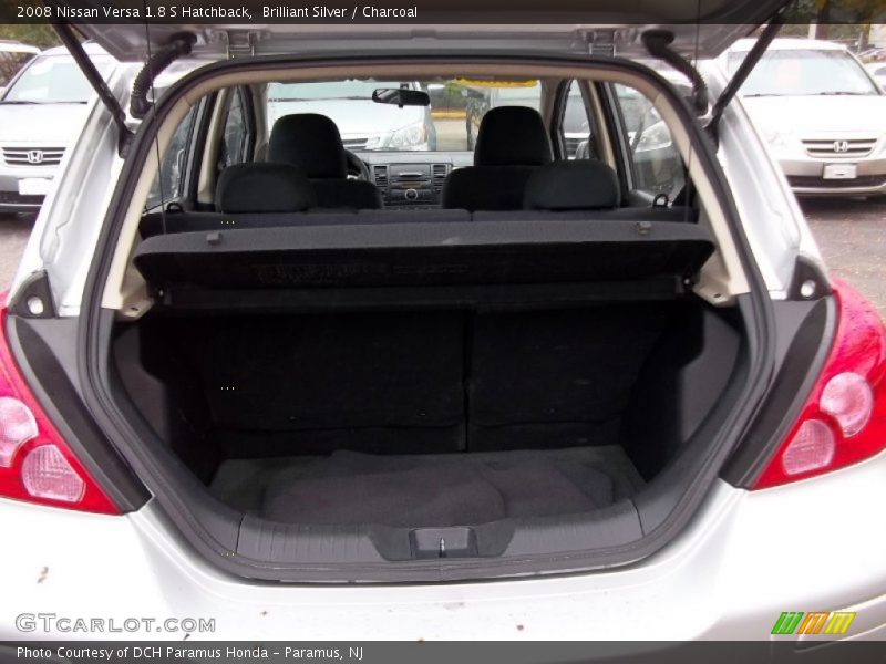 Brilliant Silver / Charcoal 2008 Nissan Versa 1.8 S Hatchback