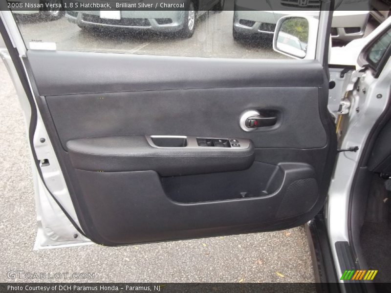 Brilliant Silver / Charcoal 2008 Nissan Versa 1.8 S Hatchback