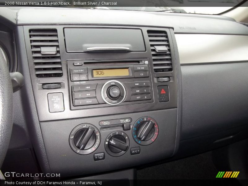 Brilliant Silver / Charcoal 2008 Nissan Versa 1.8 S Hatchback