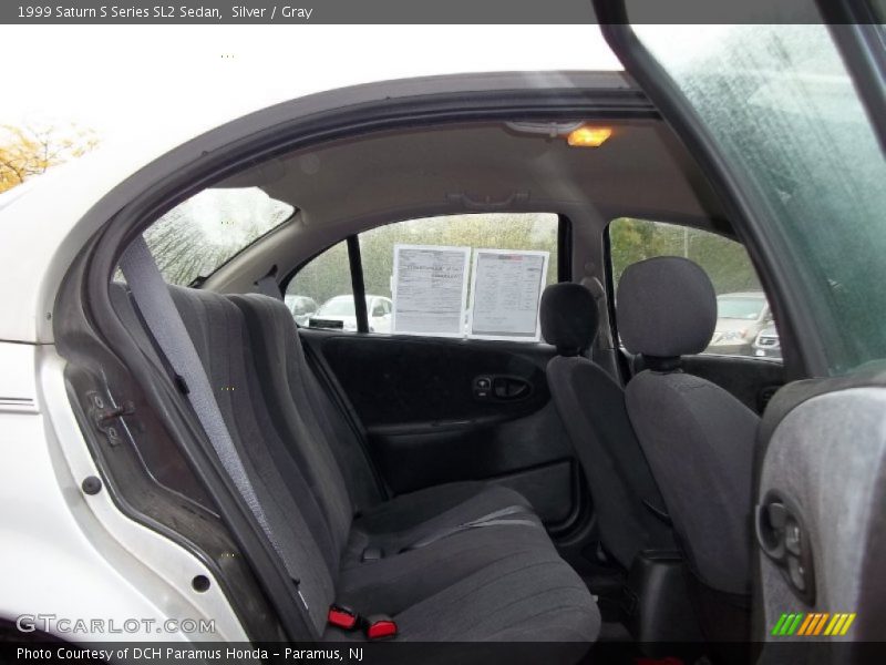 Silver / Gray 1999 Saturn S Series SL2 Sedan