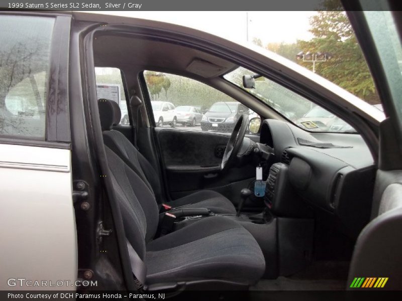 Silver / Gray 1999 Saturn S Series SL2 Sedan