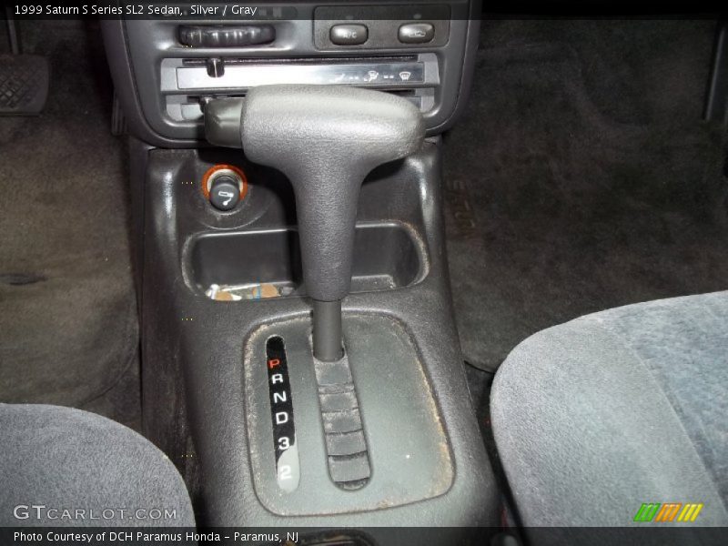 Silver / Gray 1999 Saturn S Series SL2 Sedan