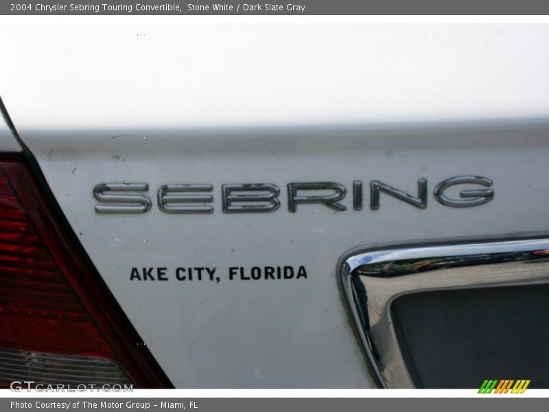 Stone White / Dark Slate Gray 2004 Chrysler Sebring Touring Convertible