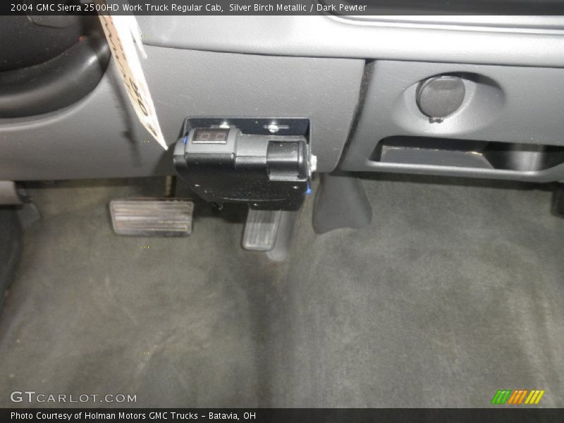 Silver Birch Metallic / Dark Pewter 2004 GMC Sierra 2500HD Work Truck Regular Cab
