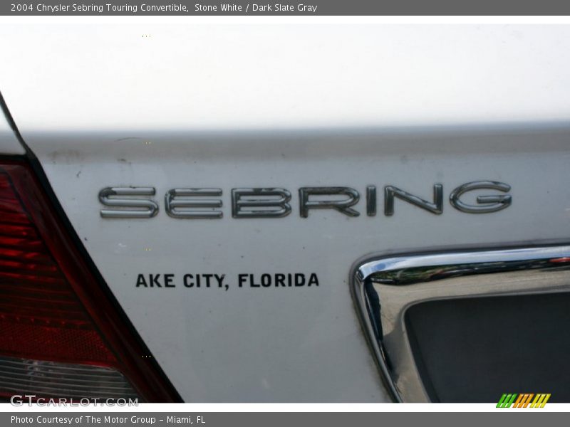 Stone White / Dark Slate Gray 2004 Chrysler Sebring Touring Convertible