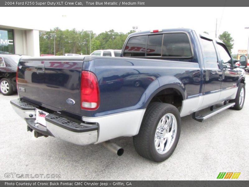 True Blue Metallic / Medium Flint 2004 Ford F250 Super Duty XLT Crew Cab