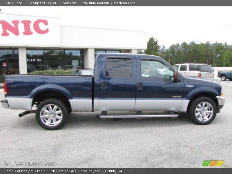 True Blue Metallic / Medium Flint 2004 Ford F250 Super Duty XLT Crew Cab