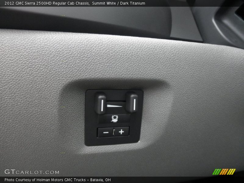 Summit White / Dark Titanium 2012 GMC Sierra 2500HD Regular Cab Chassis