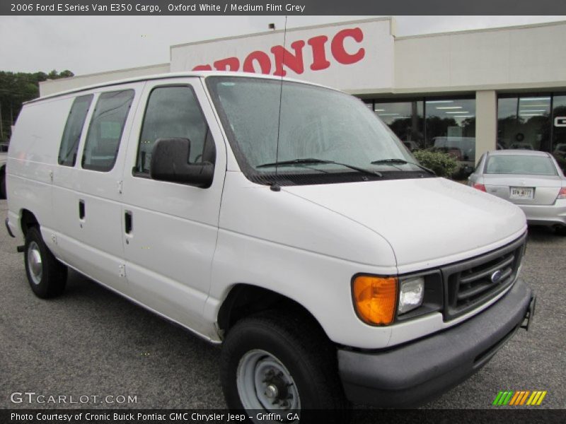 Oxford White / Medium Flint Grey 2006 Ford E Series Van E350 Cargo