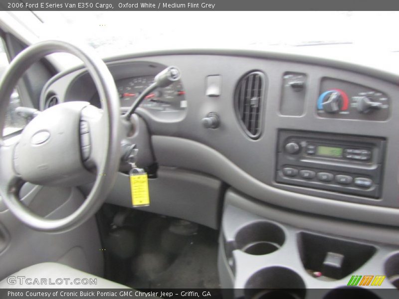 Oxford White / Medium Flint Grey 2006 Ford E Series Van E350 Cargo