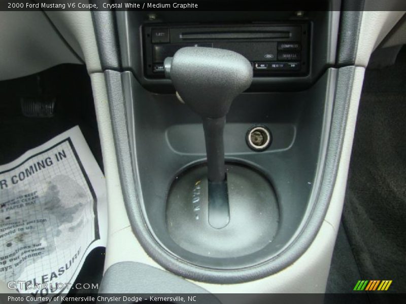 Crystal White / Medium Graphite 2000 Ford Mustang V6 Coupe