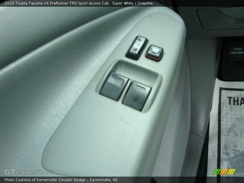 Super White / Graphite 2010 Toyota Tacoma V6 PreRunner TRD Sport Access Cab